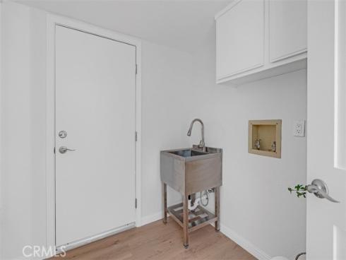 931  kings canyon   Road, Brea, CA