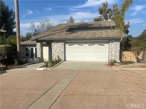 931  kings canyon   Road, Brea, CA