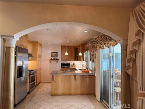 680 S Oakhaven Avenue, Brea, CA