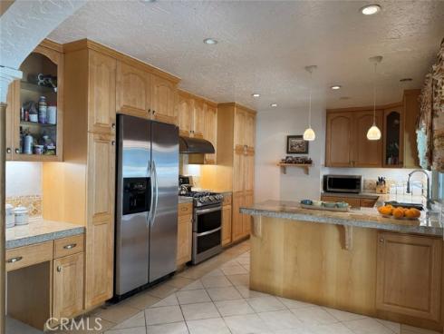 680 S Oakhaven Avenue, Brea, CA