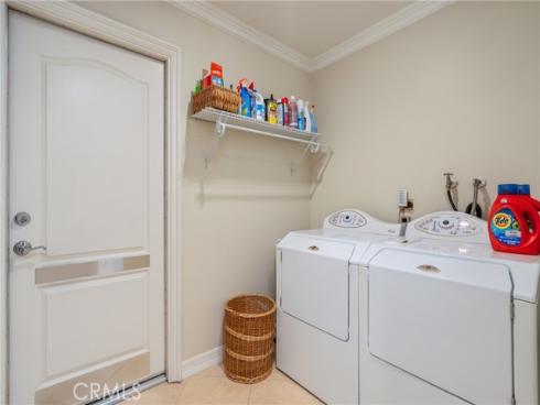 130 Mariposa Way , Brea, CA