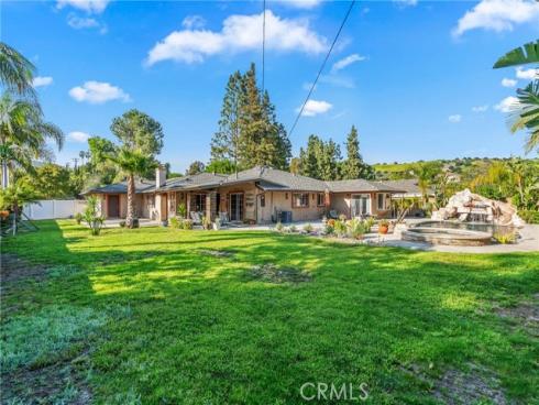 130 Mariposa Way , Brea, CA