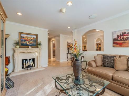 130 Mariposa Way , Brea, CA