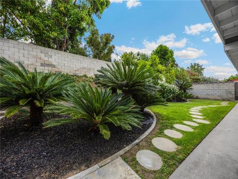 452 Castlegate Lane, Brea, CA