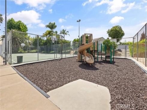 452 Castlegate Lane, Brea, CA