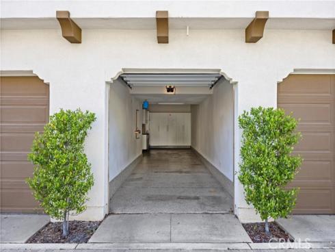 405 Mallorca Lane, Brea, CA