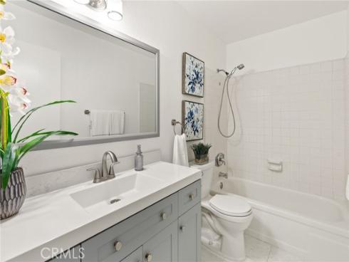 560 N Brea 24 Boulevard, Brea, CA