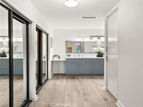 560 N Brea 24 Boulevard, Brea, CA