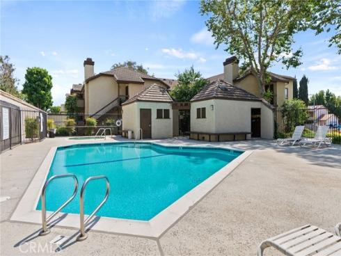 560 N Brea 24 Boulevard, Brea, CA