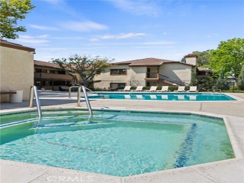 560 N Brea 24 Boulevard, Brea, CA