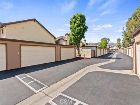 560 N Brea 24 Boulevard, Brea, CA