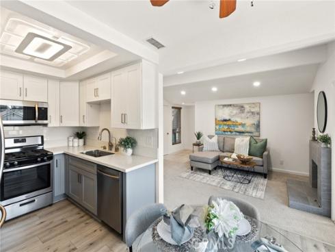 560 N Brea 24 Boulevard, Brea, CA