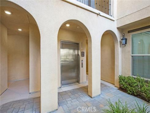 402 Maravilla Lane, Brea, CA