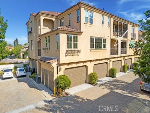 402 Maravilla Lane, Brea, CA