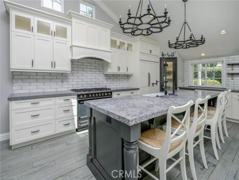 777 Oak Knoll Street, Brea, CA