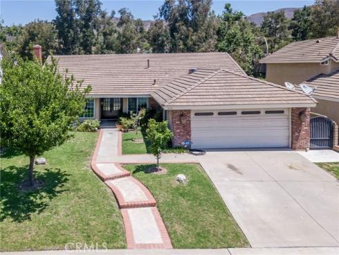777 Oak Knoll Street, Brea, CA