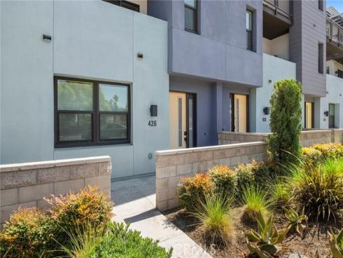 426 West Central Avenue , Brea, CA