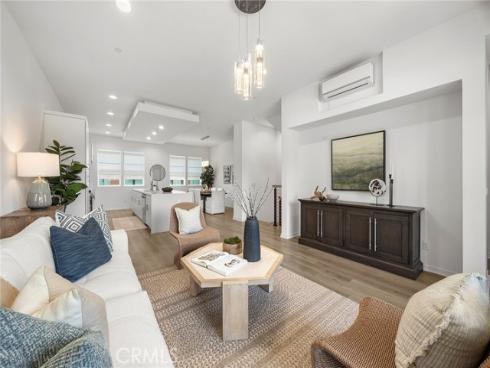 426 West Central Avenue , Brea, CA