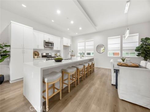 426 West Central Avenue , Brea, CA