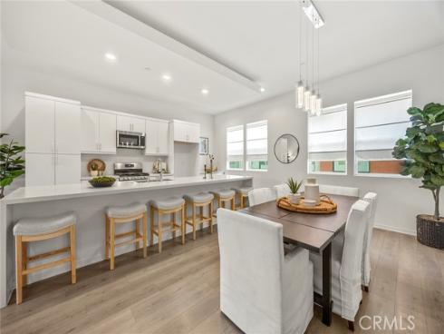 426 West Central Avenue , Brea, CA