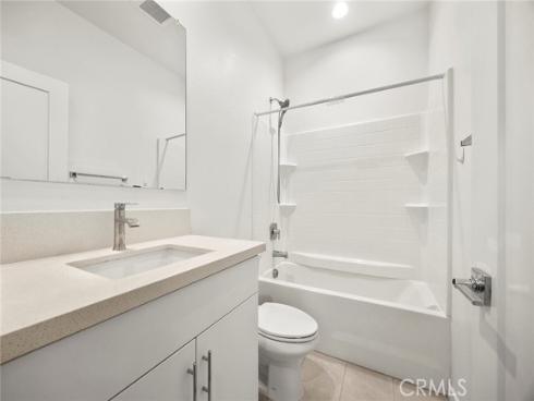 426 West Central Avenue , Brea, CA