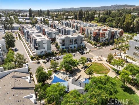 426  West Central Avenue  , Brea, CA