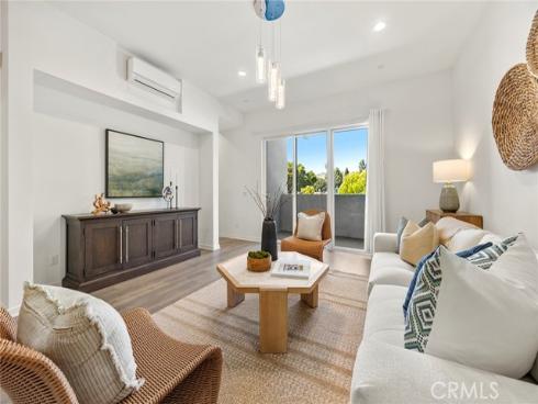 426 West Central Avenue , Brea, CA