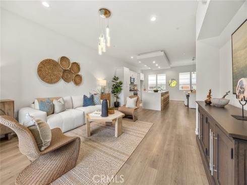 426 West Central Avenue , Brea, CA