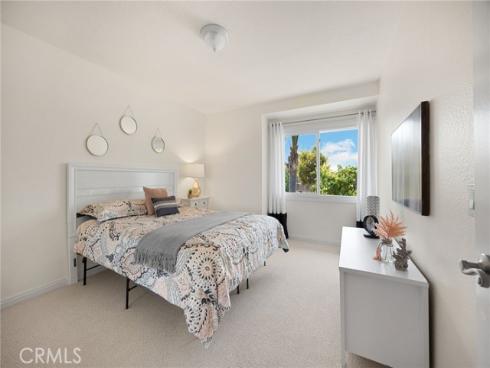 915 S Kings Canyon Road, Brea, CA