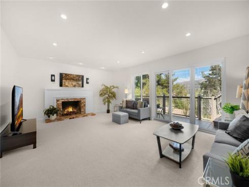 915 S Kings Canyon Road, Brea, CA