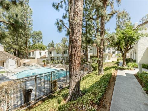 805 Vista Ct , Brea, CA