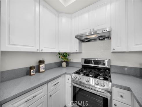 580 N Brea 39 Boulevard, Brea, CA