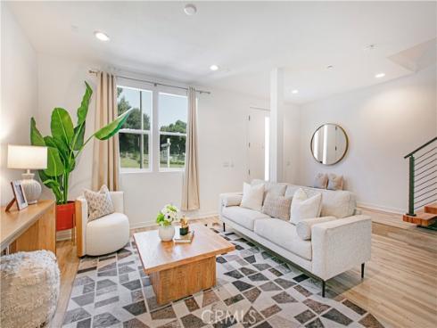 448  W Central Ave  , Brea, CA