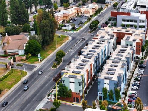 448  W Central Ave  , Brea, CA