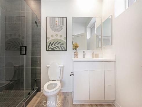 448  W Central Ave  , Brea, CA