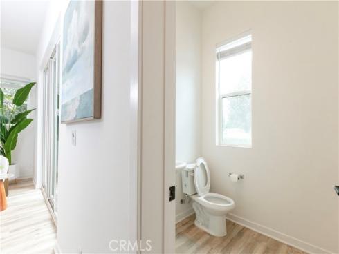 448  W Central Ave  , Brea, CA