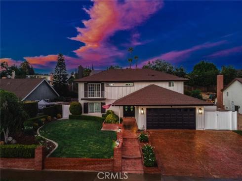 335 Buttonwood Drive