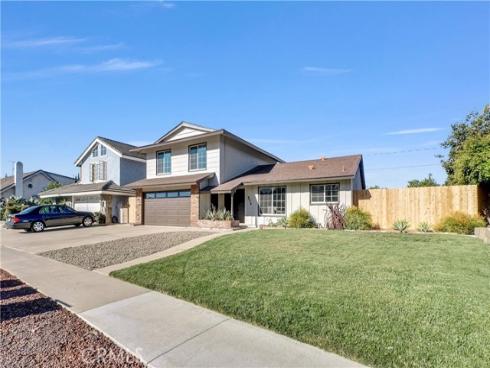 273  Saint Crispen  , Brea, CA