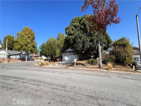 1082 N Lynwood   Drive, Brea, CA