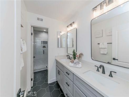 702  Oakcrest   Avenue, Brea, CA