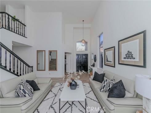 702  Oakcrest   Avenue, Brea, CA