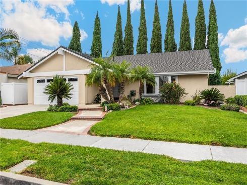 485  Castlegate  , Brea, CA