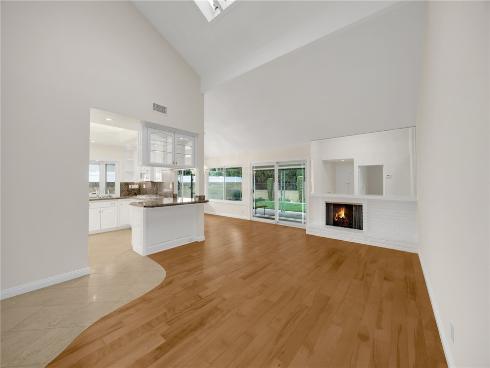 485  Castlegate  , Brea, CA