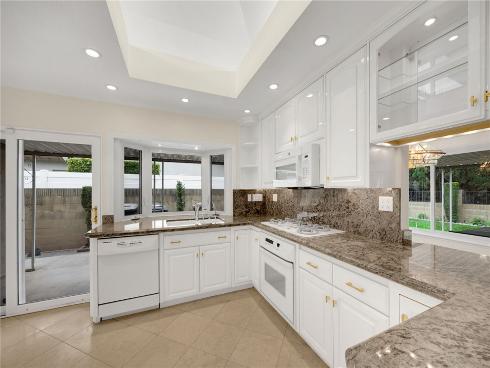 485  Castlegate  , Brea, CA