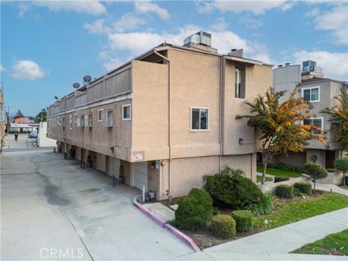 334 S Walnut Avenue, Brea, CA