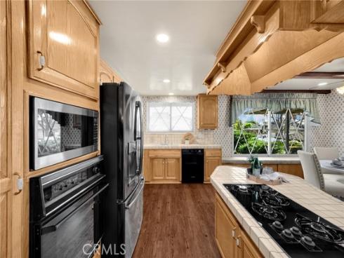 1011  Delay   Street, Brea, CA