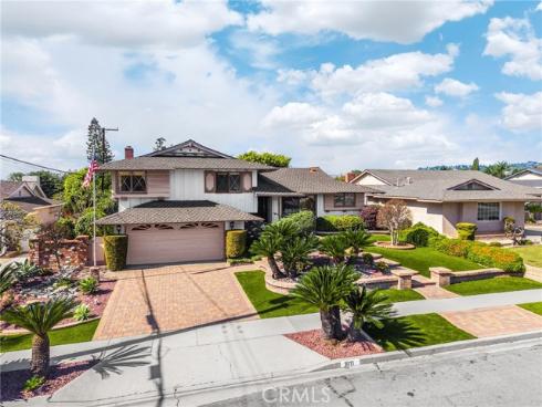 1011  Delay   Street, Brea, CA