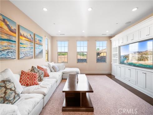 878 N Landa   Way, Brea, CA