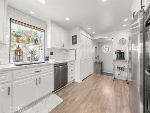 425  Cherry  , Brea, CA