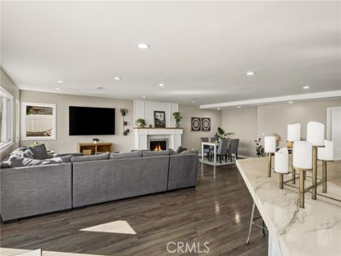 688  Buttonwood  , Brea, CA